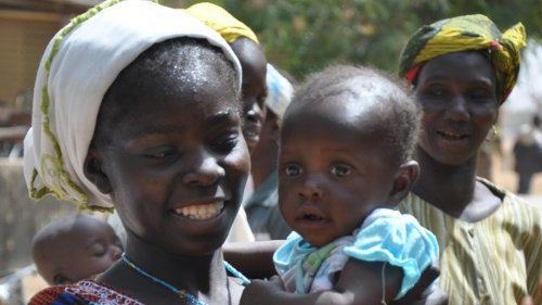 A mother and her baby benefit from our health programme in Burkina Faso